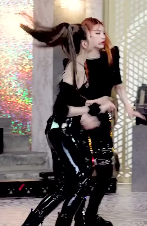 ITZY Lia's Shiny Latex Slut-Dance Tease
