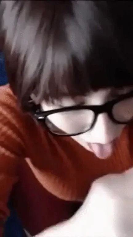 Velma Sucks Out Massive Cum Blast 💦🧡🔍