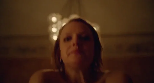 Elizabeth Moss in The Square (2017)