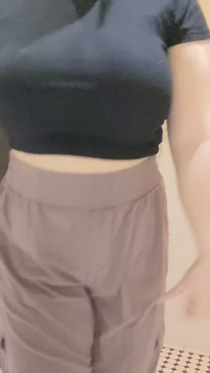 I just look sexy today ????? [F26]