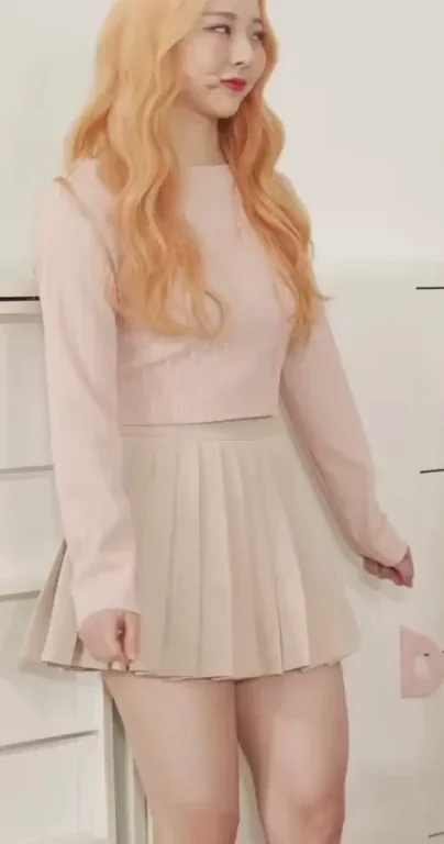 LOONA - Vivi