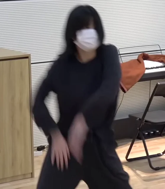 Twice Momo's Massive Tits Jiggling Wild and Getting Squeezed Hard!