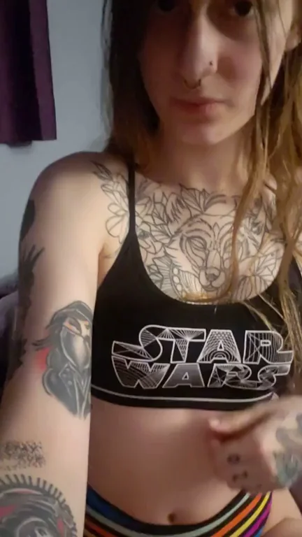 Small titty drop for you ?