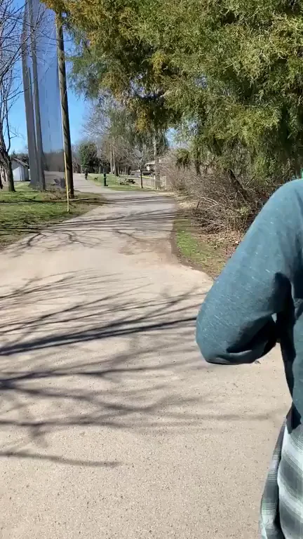 I took y’all’s advice to take more risks, I hope you like! The guy jogging behind us (that we didn’t notice at first) certainly did ? [GIF]