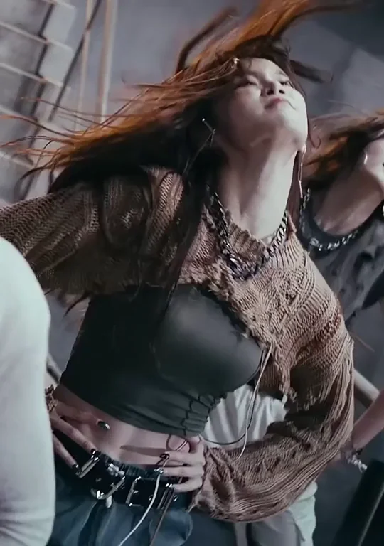 Mayna's HOT ISSUE: K-Pop Slutty Dance Tease Fap Fuel