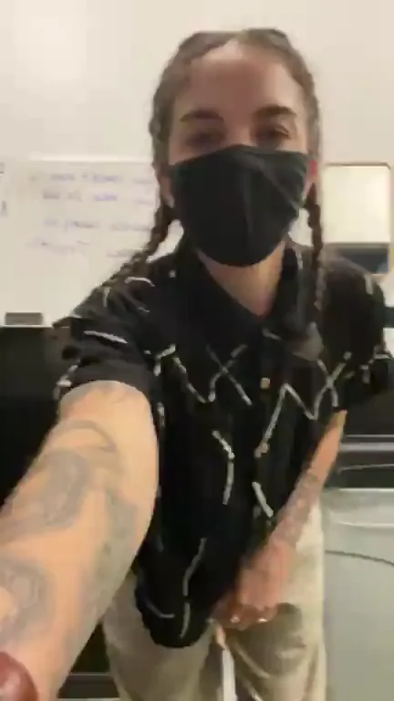 Got promoted at work…let’s celebrate!! [gif]