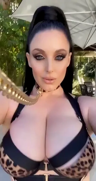 Leashed Bimbo Slut Shows Off Her Massive Tits 🐆🔗💦