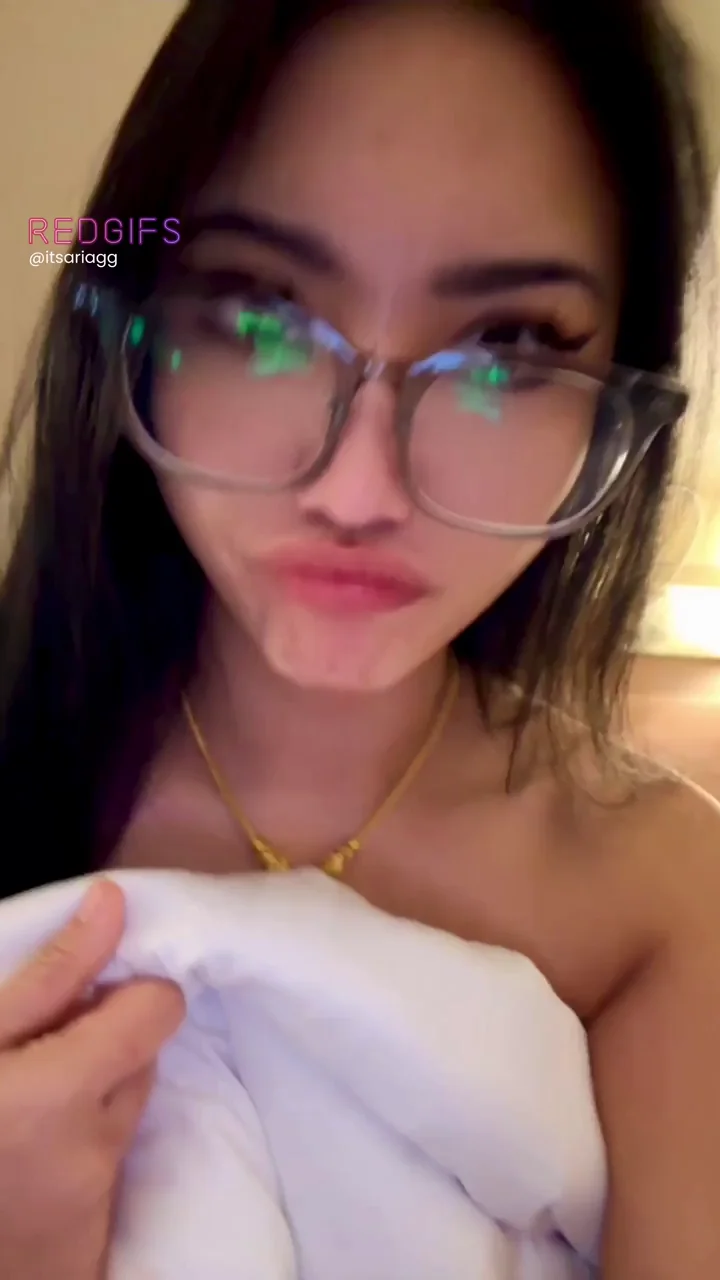 Busty Asian Babe in Glasses Wants to Ride Your Cock 🍆👓