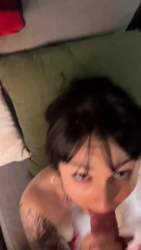 The most contained facial I’ve ever received