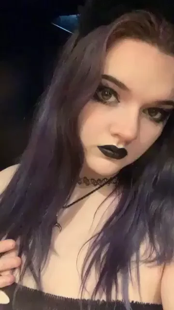 I feel so hot when I wear this fit