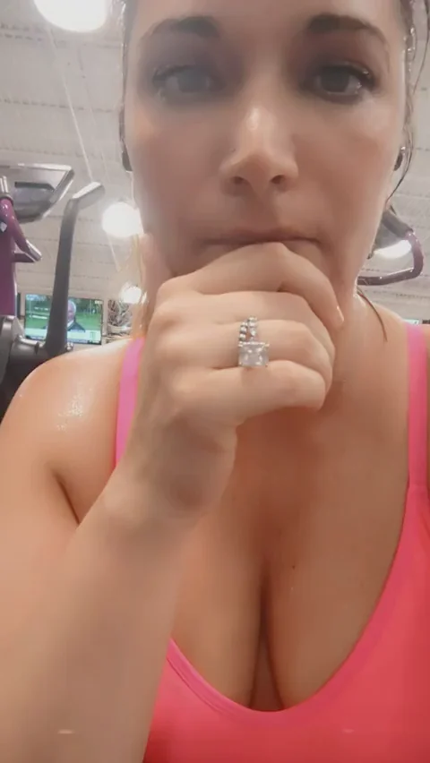Early morning workout [gif]