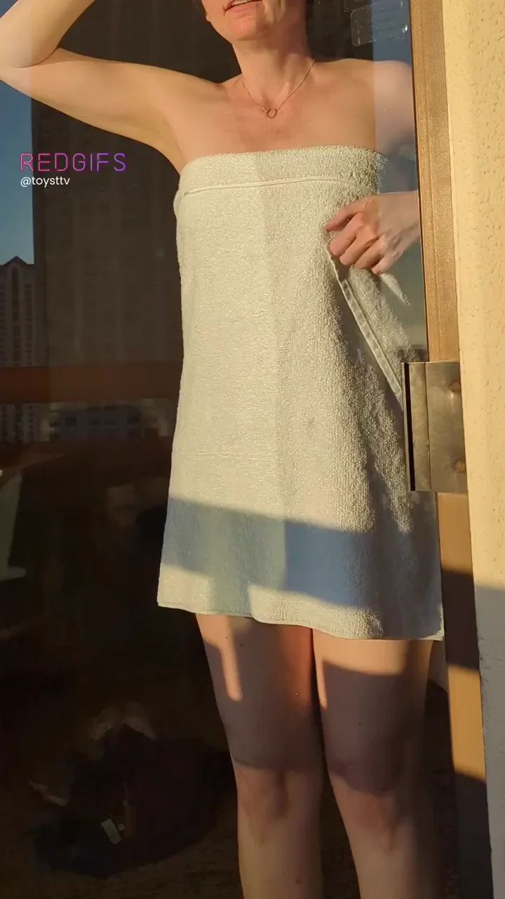 How quickly would you come in from the hotel balcony... 43 (f)