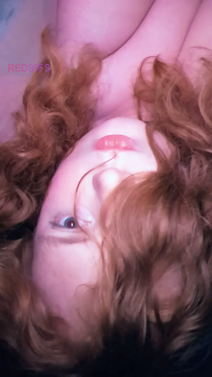 Just a redhead with a big bum x
