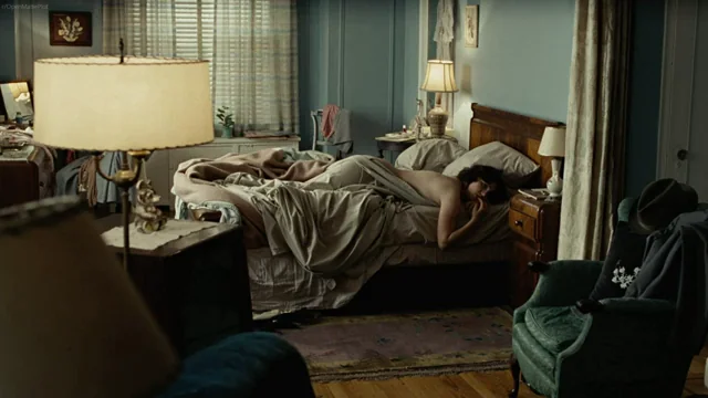 Zoe Kazan's Slutty Sheet Tease in Revolutionary Road