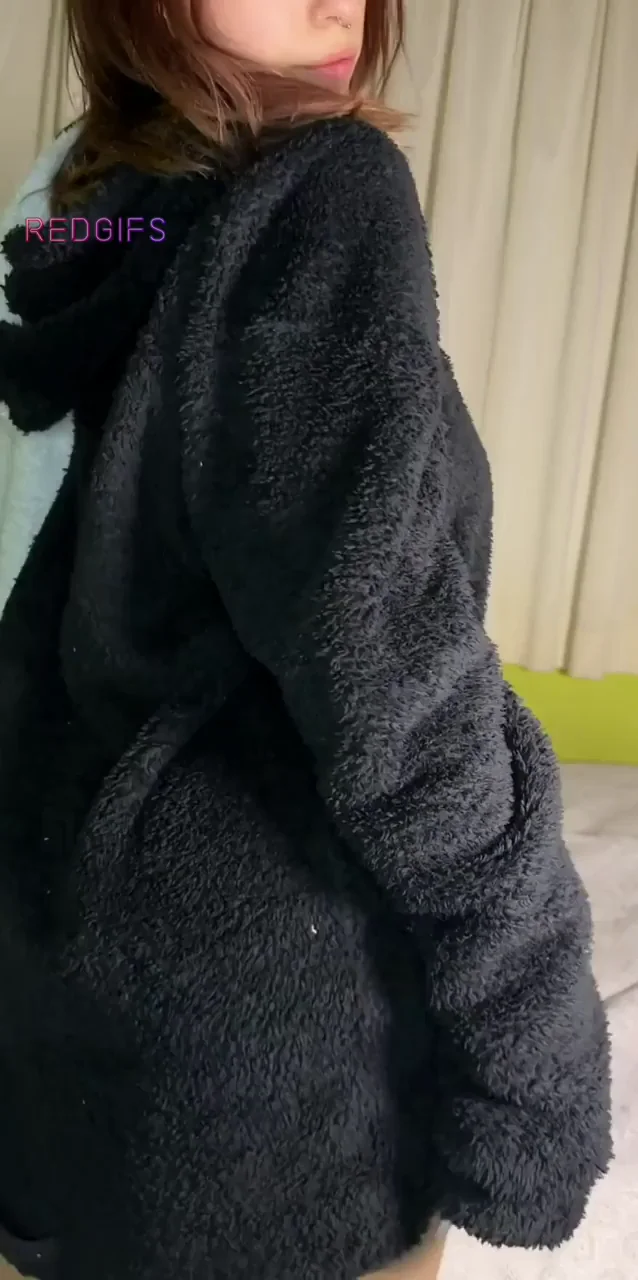 I would give you an uncontrollable orgasm