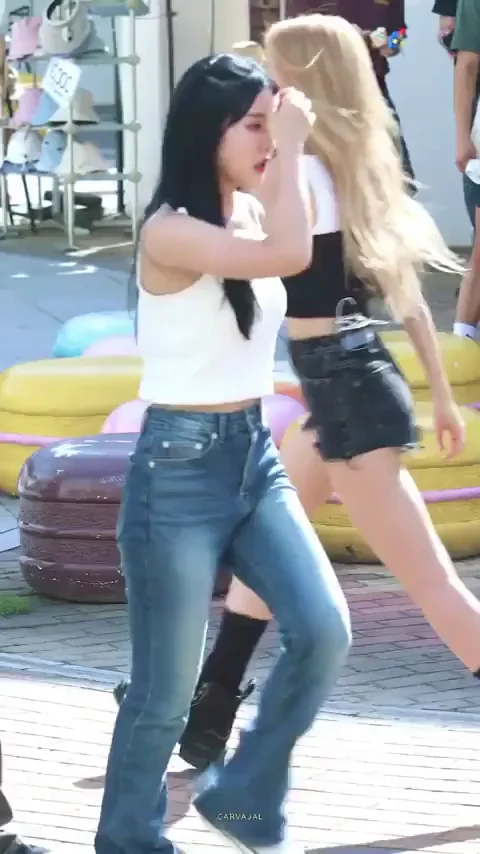 Tribe's Songsun: Booty-Shaking K-Pop Tease in Skinny Jeans