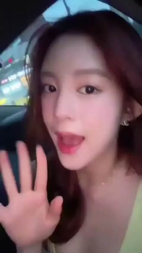 Ex-Momoland-Daisy