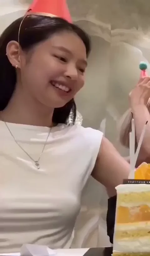 Jennie Birthday Cake Tease: K-Pop Slut's Perky Nipple Peek