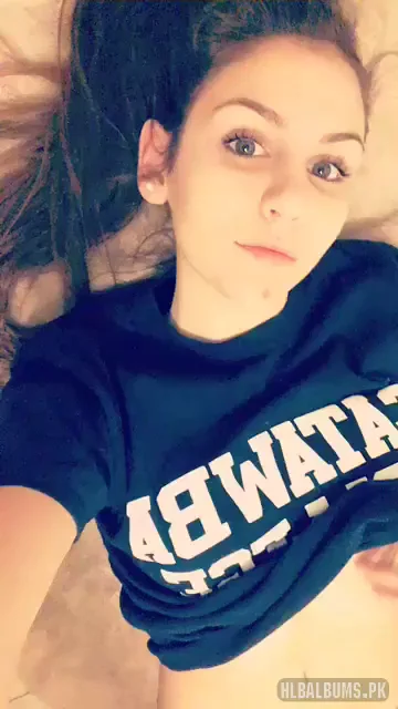 Thick Whootie Teases Tits in Tight Tee 😈🍈🍈