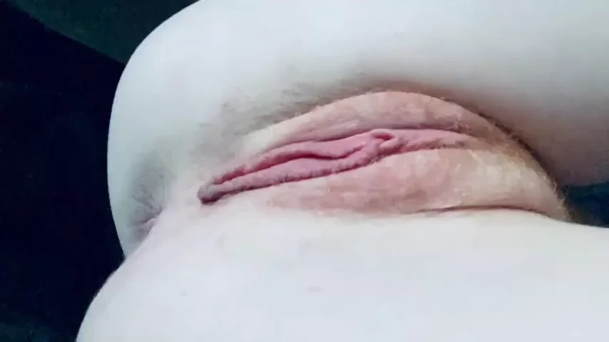 Flaunting My Juicy Pink Pussy & Fiery Red Bush 😈🔥💦