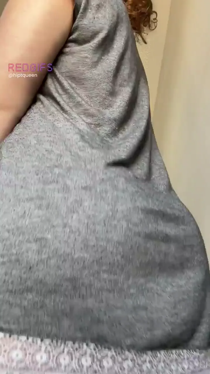Nightie Hits the Floor for This Juicy Thick Ass 🍑🔥