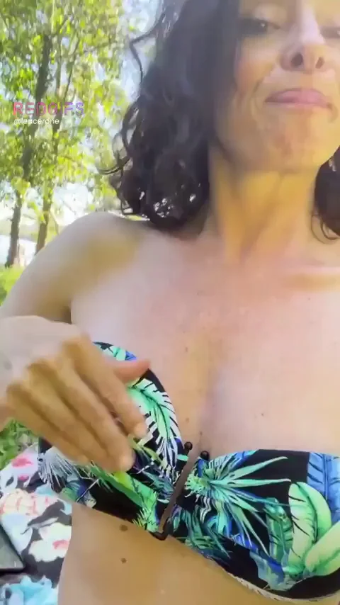 I’m the type hotwife that doesnt care about size!