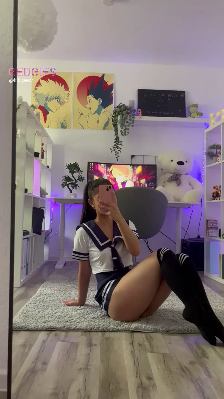 if u like a teasing asian, here I am :3