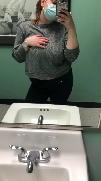 Thiccc Thursday titty drop :)