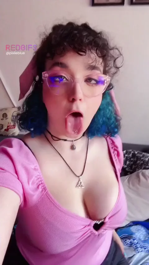 I make this face when I get filled up with cum