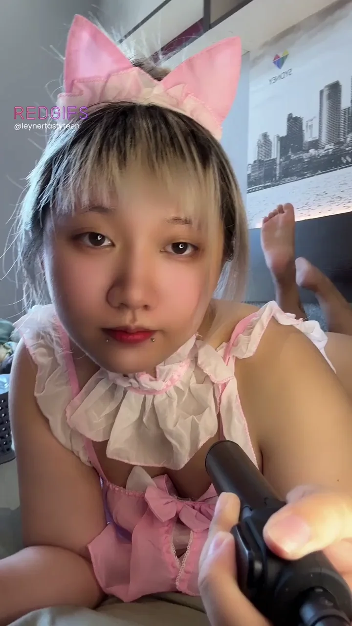 Will you lick my body if I was your classmate ?