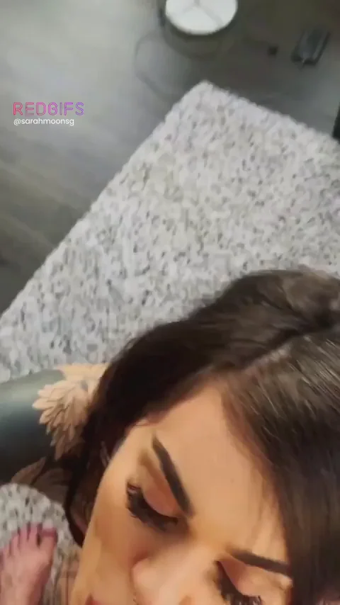 Cock-Sucking Slut Lives Her Daily Fantasy