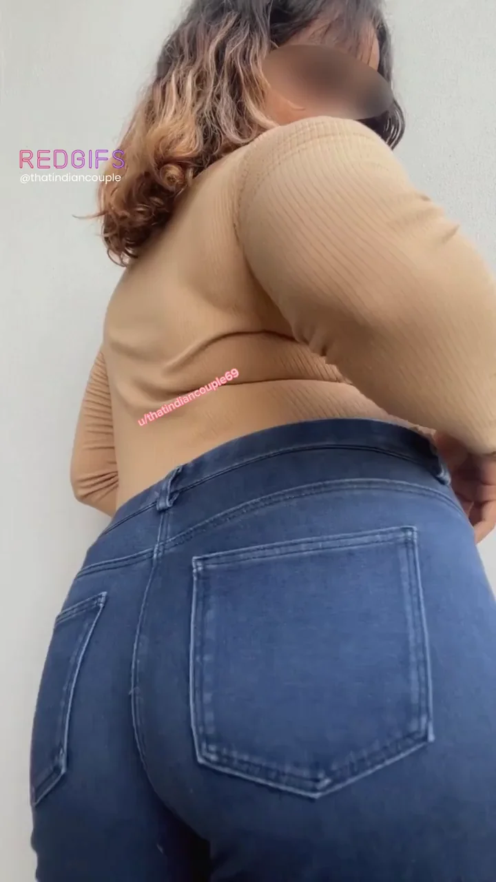 Doing this at my balcony to give my neighbors a “curvy” view for the day