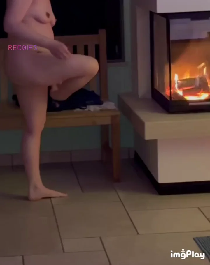 🔥 35yo Thick Thicc 158cm 65kg Nude Tease by the Fireplace 💦