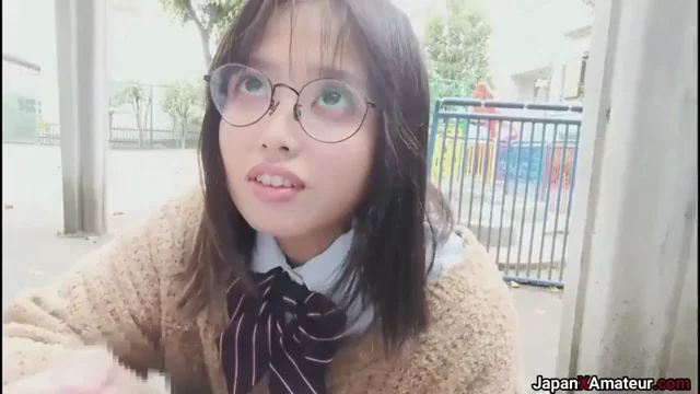 Glasses-Wearing Japanese Slut Deepthroats Thick Cock in Risky Park Blowbang