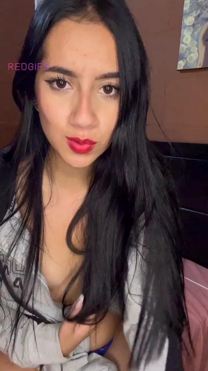 Latina Slut Teases with Cleavage & Smiles 😈🔥