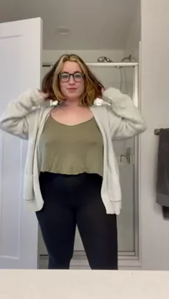 peek-a-boob