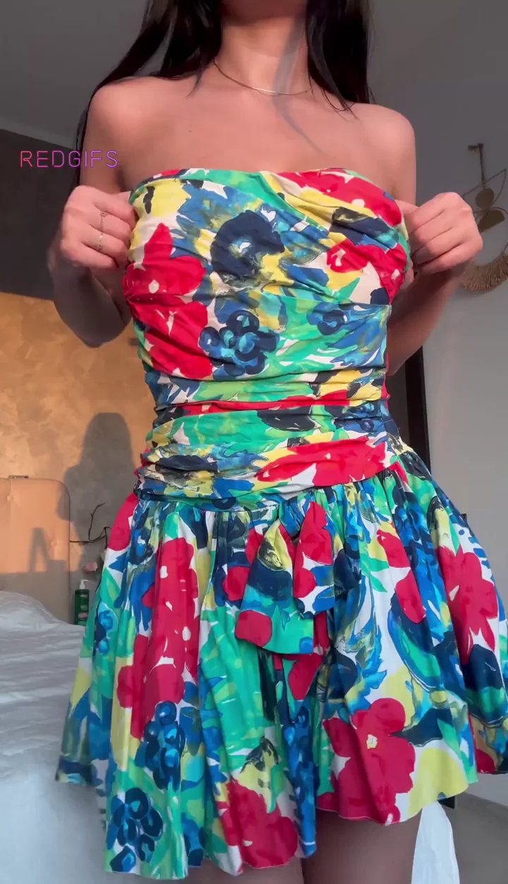 My favourite highschool sun dress still fits me