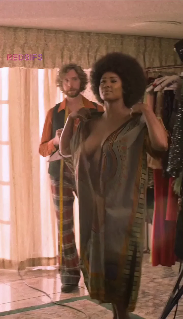 🍌 Toni Duclottni's Juicy Nude Fitting Tease in Dolemite Is My Name 🔥