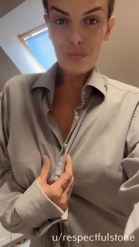 Married 40yo Slut Teases with Deep Cleavage Nudes - Yes or No?