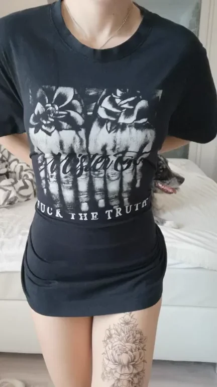 Tits or Ass? Pick Your Poison, Baby! 🍒🍑