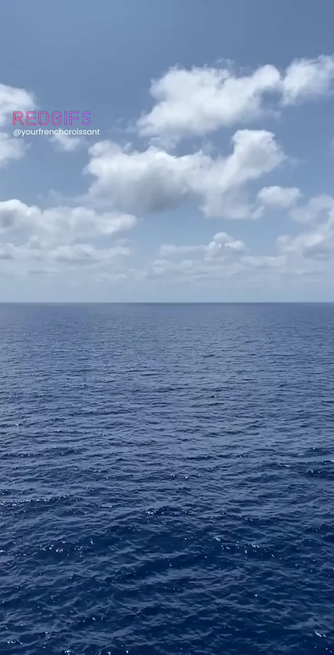 Sea turn me into a horny mess