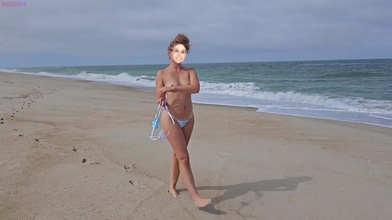 Risking it on a public beach [f]