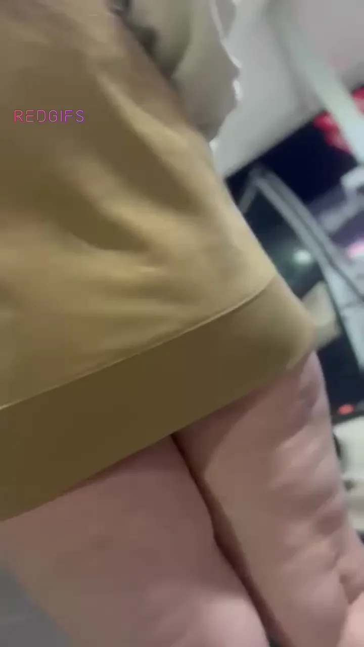🍑 PAWG Slut's Ass, Grass or Cash Tease 🔥