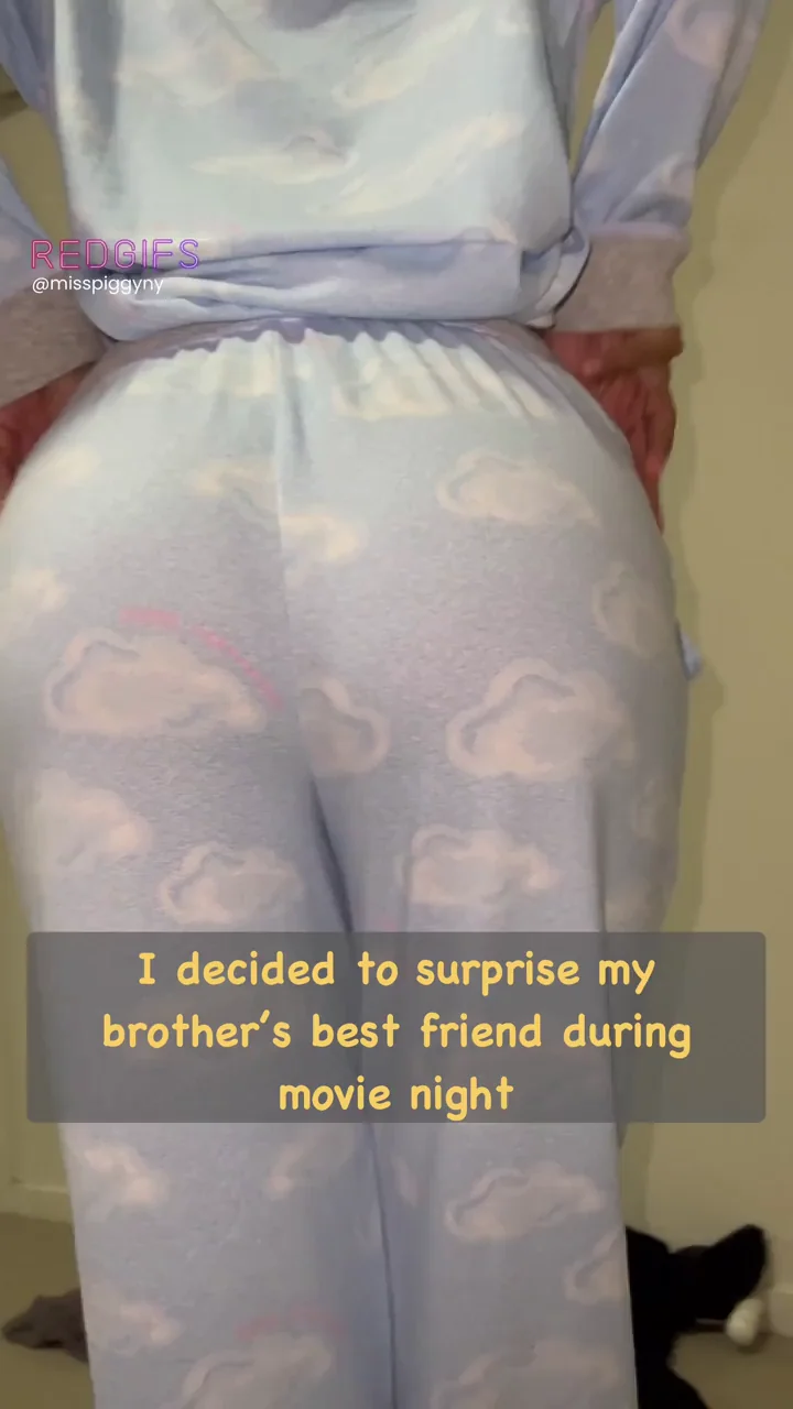 22F Asian Slut Craves White Dude's Hung Cock to Impregnate Her 🥵🍆💦