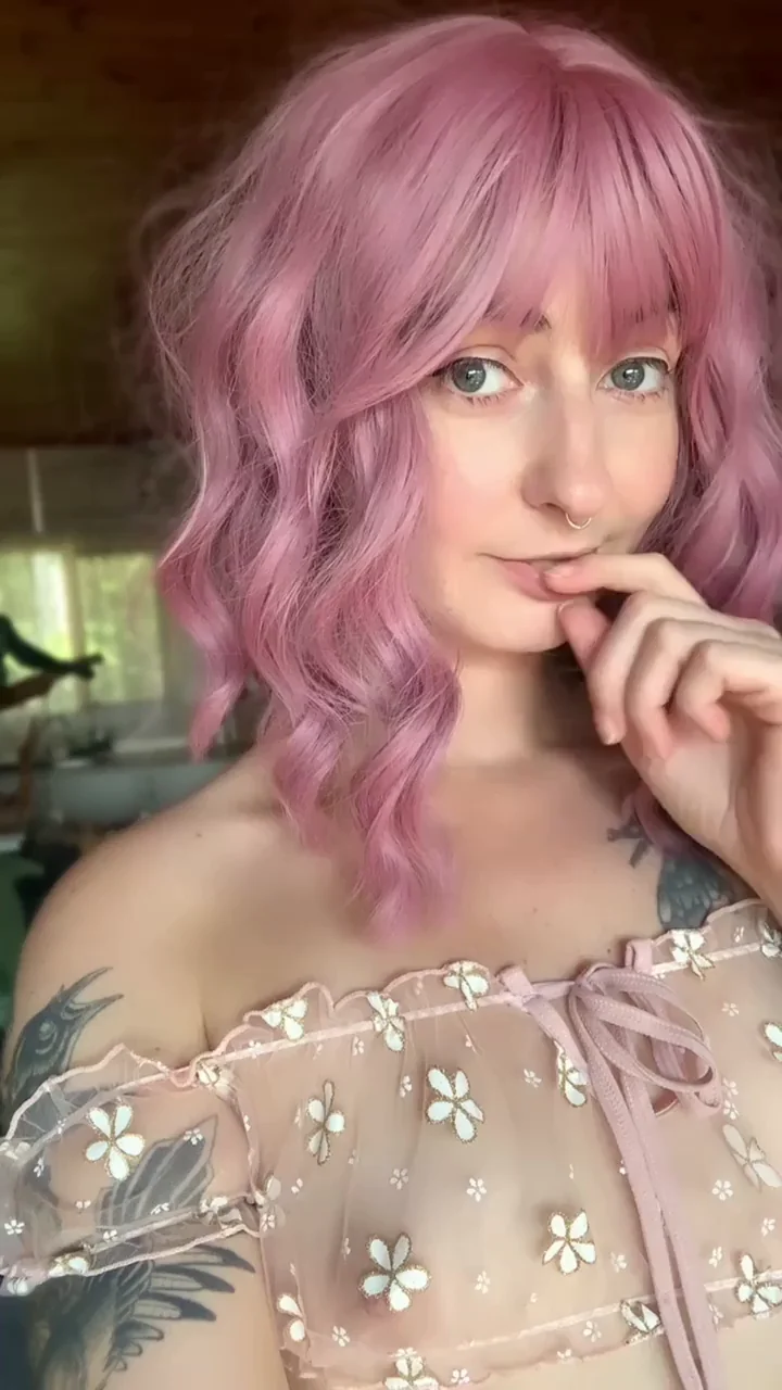 Pin me down and bury yourself in me! 💕