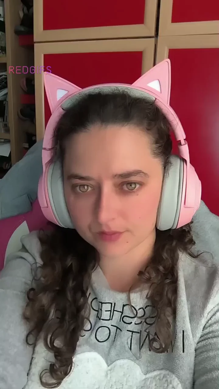 Suck on my titties babe