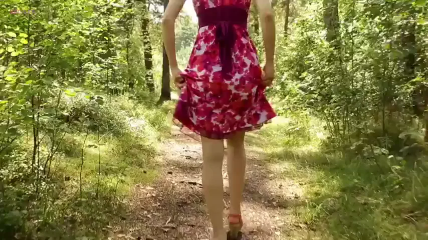 Bare-Assed Forest Tease: No Panties Hike
