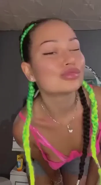 Wonder how many of you would sneak in to fuck me?