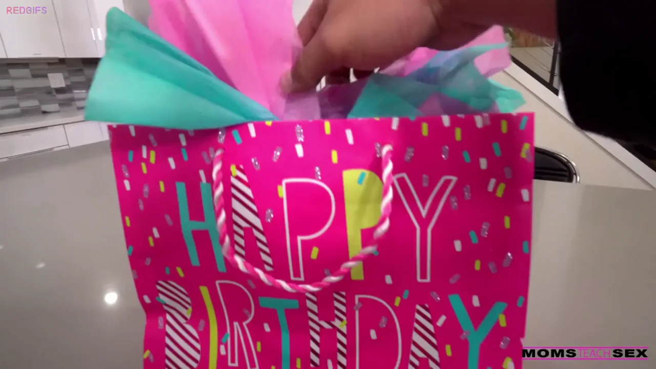 Step-Mom's Slutty Birthday Surprise: Gift Box to Gaping Pussy Pound