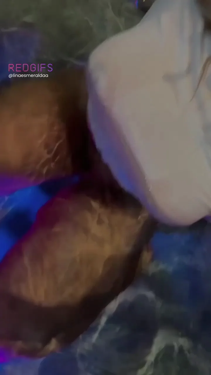 Tiny Slut's Jacuzzi Creampie Drip 💦🛁